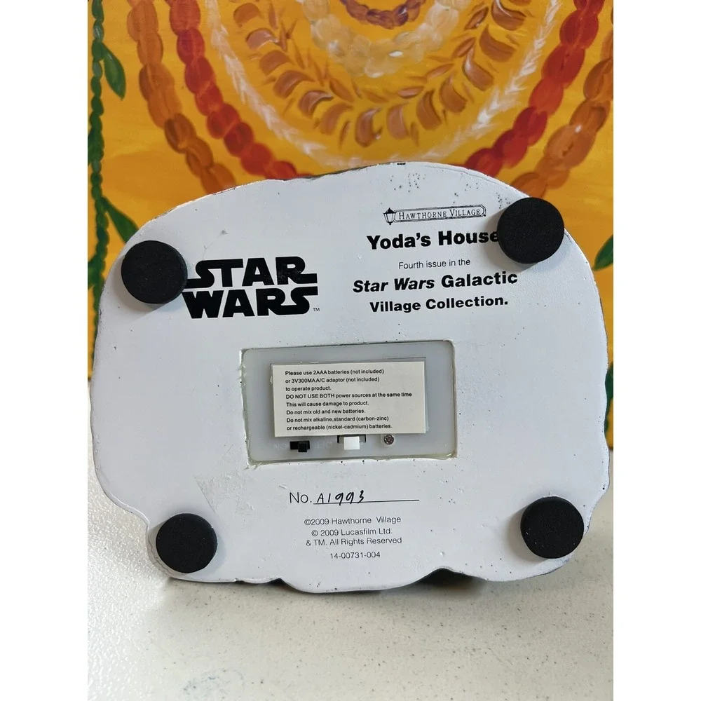 Star Wars Galactic Hawthorne Village Yoda's House Yoda Lights Working COA